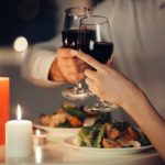 10 dicas de como organizar uma mesa de jantar