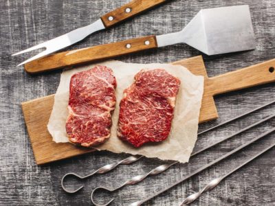 Acessórios indispensáveis para um bom churrasco