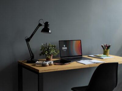 Aprenda a deixar o seu escritório home office mais aconchegante!