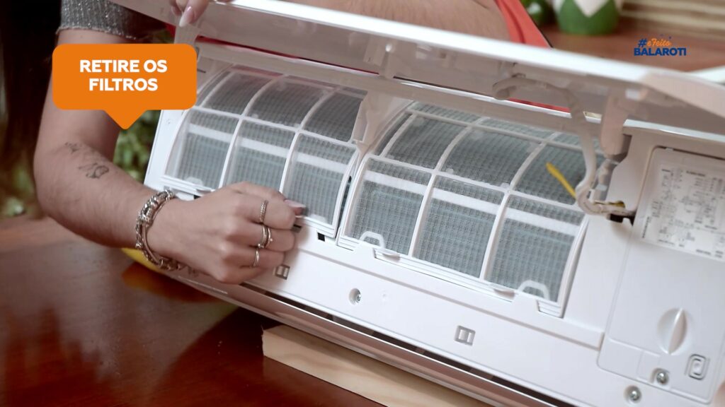 Como limpar o ar condicionado split e garantir um ambiente fresco e saudável