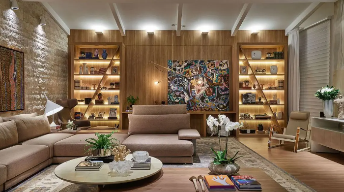 Seja para os quartos, banheiros, salas ou área externa, uma iluminação bem pensada pode ser o caminho certo para garantir relaxamento ou ainda favorecer o home office. Isso sem falar nos encontros com familiares e amigos. Analise com calma e veja as ideias mais apropriadas para os seus objetivos e sonhos.