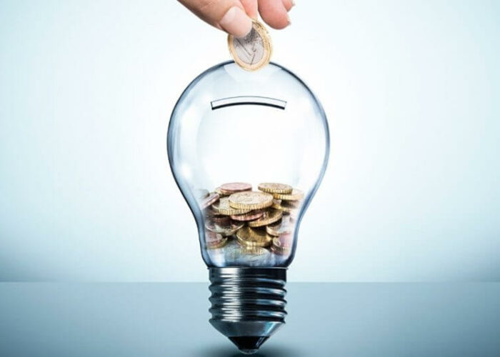 Ao seguir essas dicas à risca, você tem tudo para reduzir significativamente o consumo de energia no verão. Além de economizar dinheiro, ainda contribui para um ambiente mais sustentável.