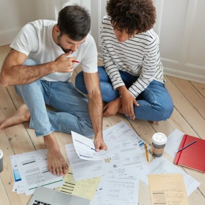 Independentemente da sua escolha, a construção e a reforma exigem organização, gastos detalhados, a aquisição dos melhores materiais e mão de obra qualificada. Não desista dos seus planos e torne o seu cantinho ainda mais especial.
